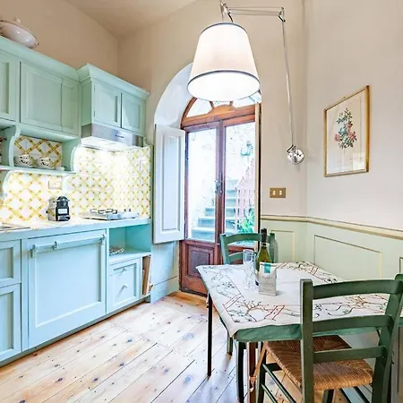 Central And Cosy Pied-a-terre W/ Free Parking Apartment *